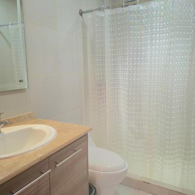 Luxury 3BR La Carolina w Experienced Tour Guides - Apartment - 14