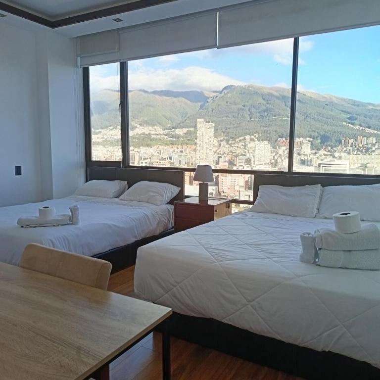 Stadium view Luxury Penthouse Tours - One-Bedroom Apartment - 7