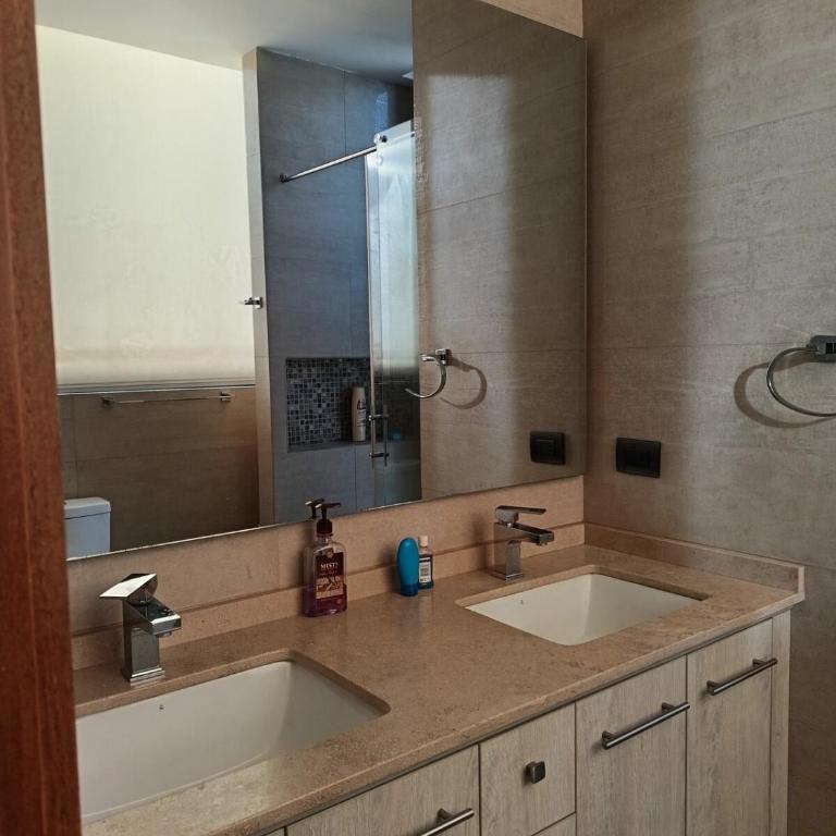 Stadium view Luxury Penthouse Tours - One-Bedroom Apartment - 22