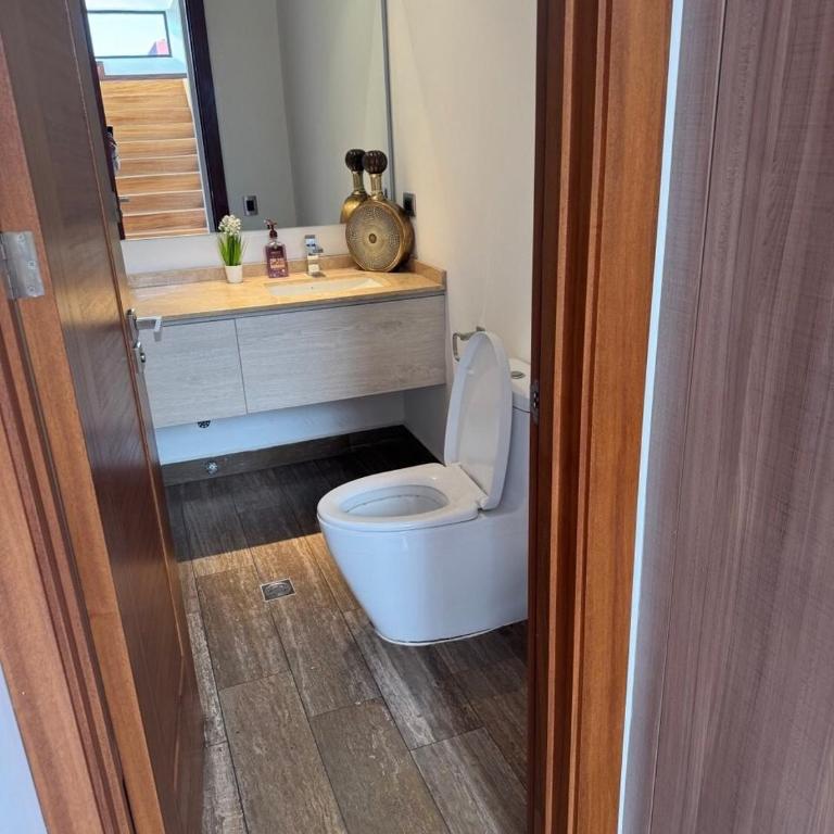 Stadium view Luxury Penthouse Tours - One-Bedroom Apartment - 24