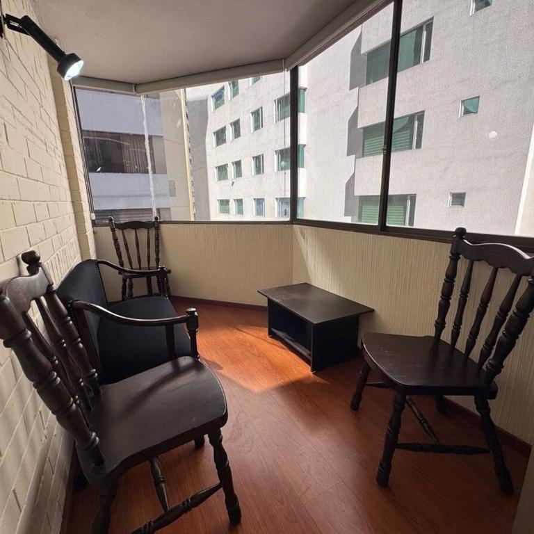ParkViewQuito La Carolina Airport Pickup and Tours - Apartment - 3