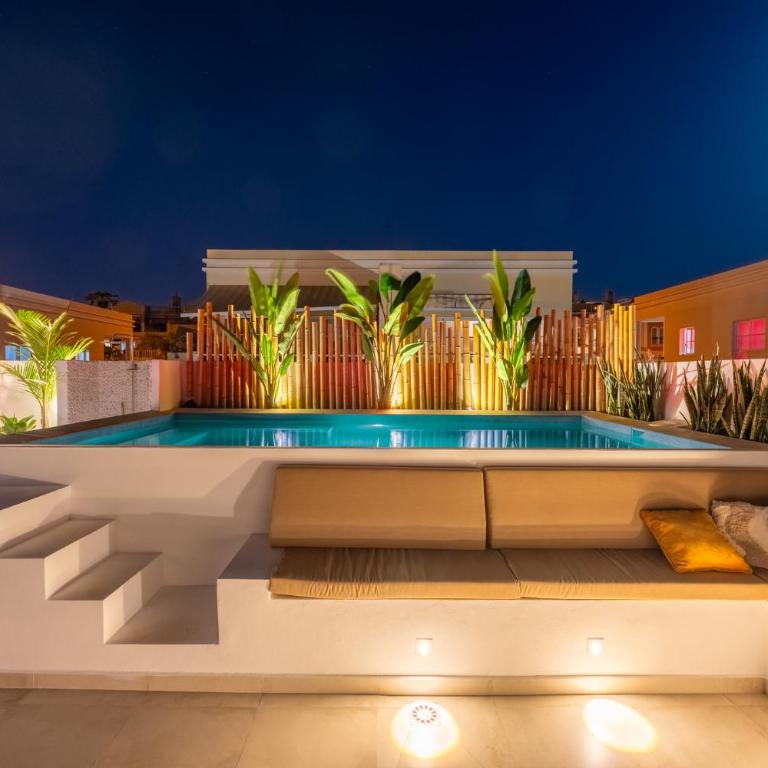 Luxury Villa - Sunset Rooftop - Heated Pool - Outdoor Kitchen - Airconditioned - Villa - 1