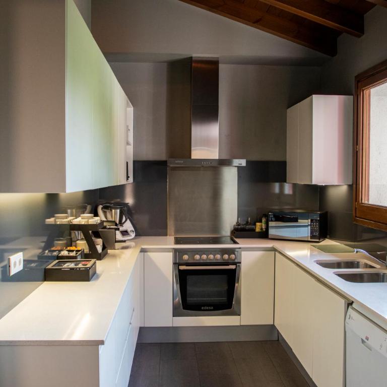 CAL QuEROL Llac, Villa con jacuzzi y jardín en Puigcerdà centro - Haus mit 5 Schlafzimmern - 17