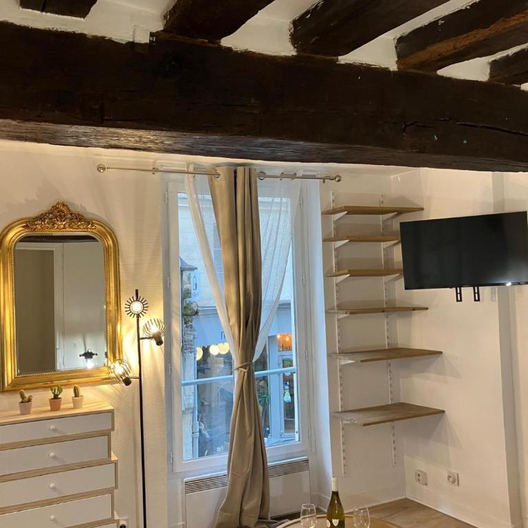Cosy Flat Near Le Marais - One-Bedroom Apartment - 6