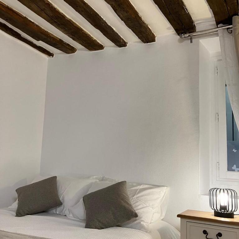 Cosy Flat Near Le Marais - One-Bedroom Apartment - 23