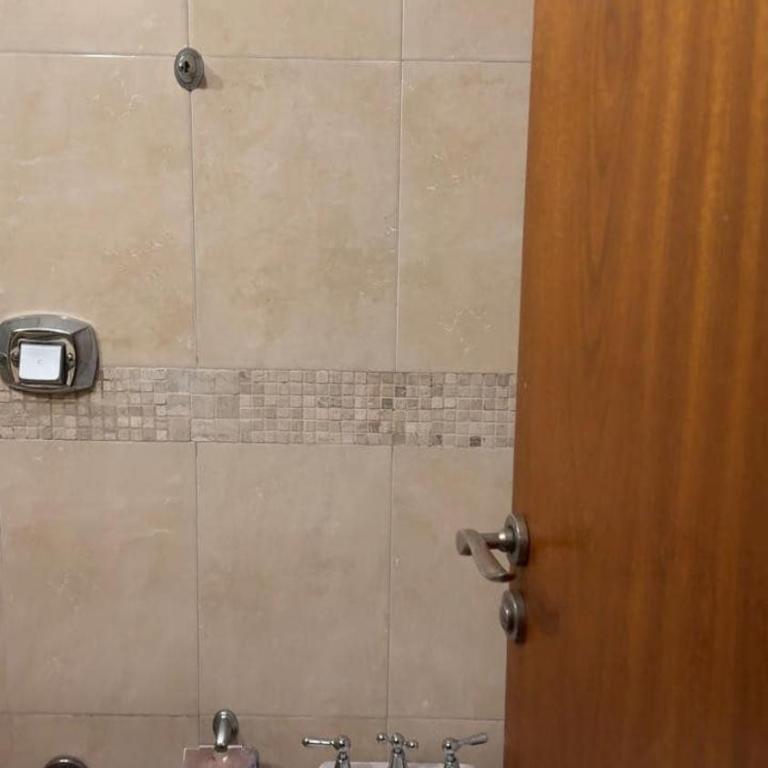 DISEÑO Y CONFORD EN PLENO CENTRO Porteño - Estudio Familiar - 4