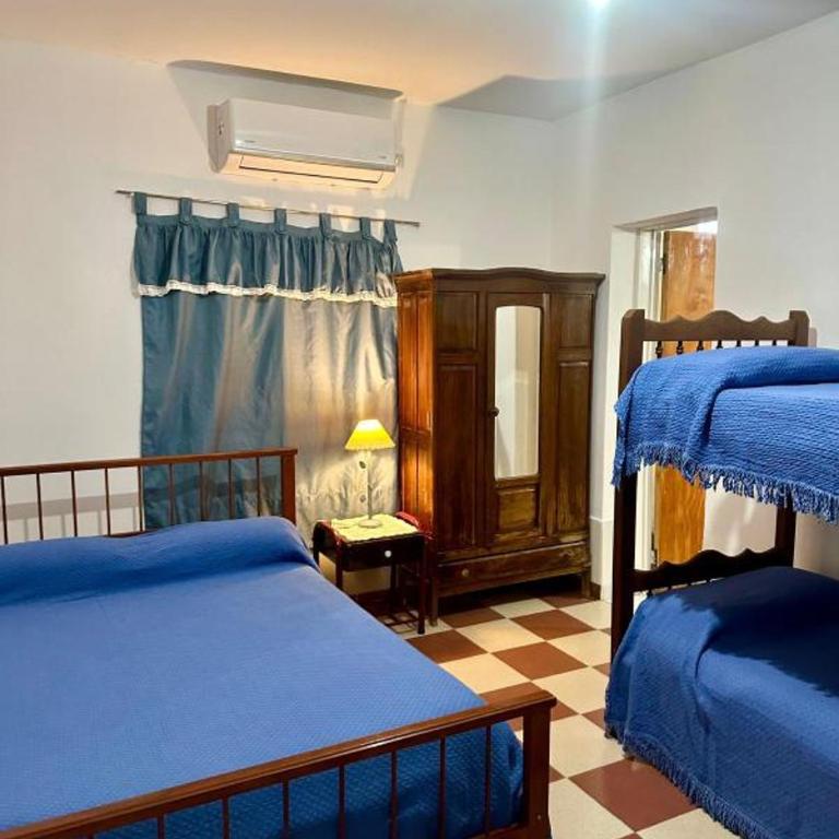Residencial Doña Pocha - Habitación Cuádruple Estándar - 1