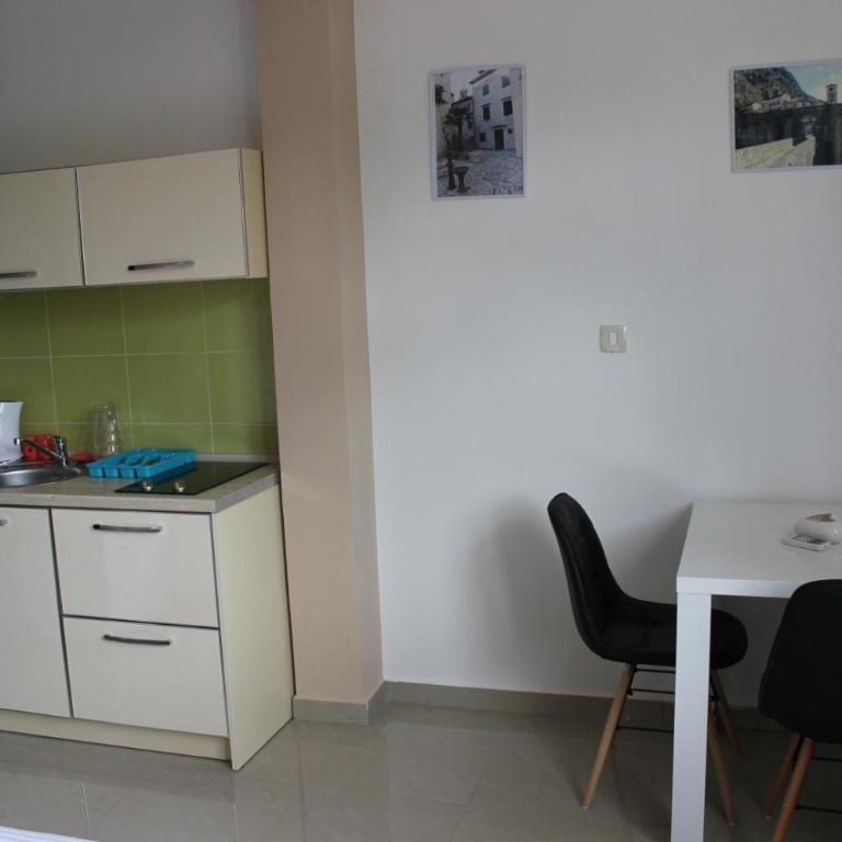 Bocche di Cattaro Studios - Studio with Garden View - 20