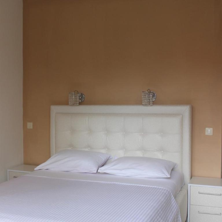 Bocche di Cattaro Studios - Studio with Garden View - 23