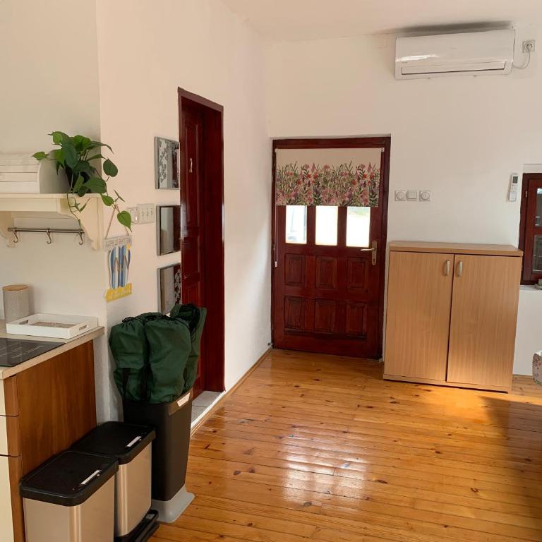 Villa Petrana - Studio Apartment with Sea View - 16