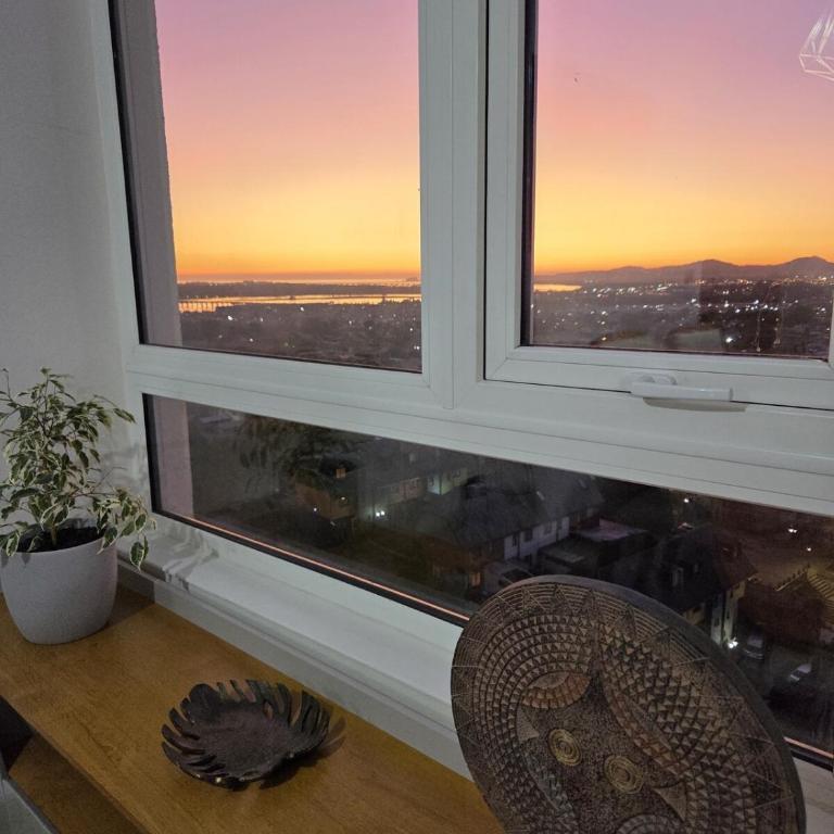 Moderno dpto con linda vista a laguna - Apartment with Lake View - 14