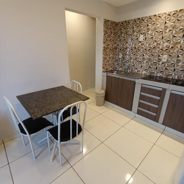 Edif Don Rafael Che La Reina - Two-Bedroom Apartment - 3