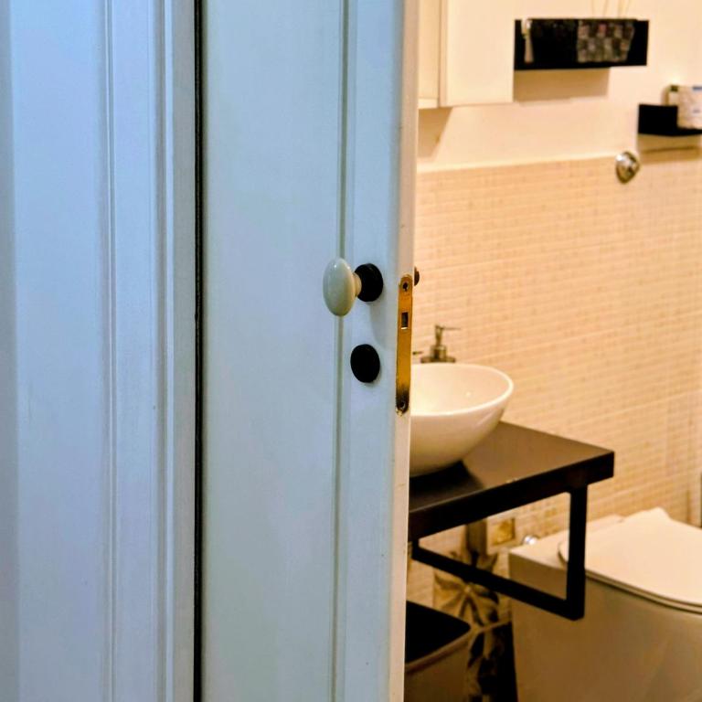 N67 B&B Taranto Centro-3 camere indipendenti - Double Room with Spa Bath - 8