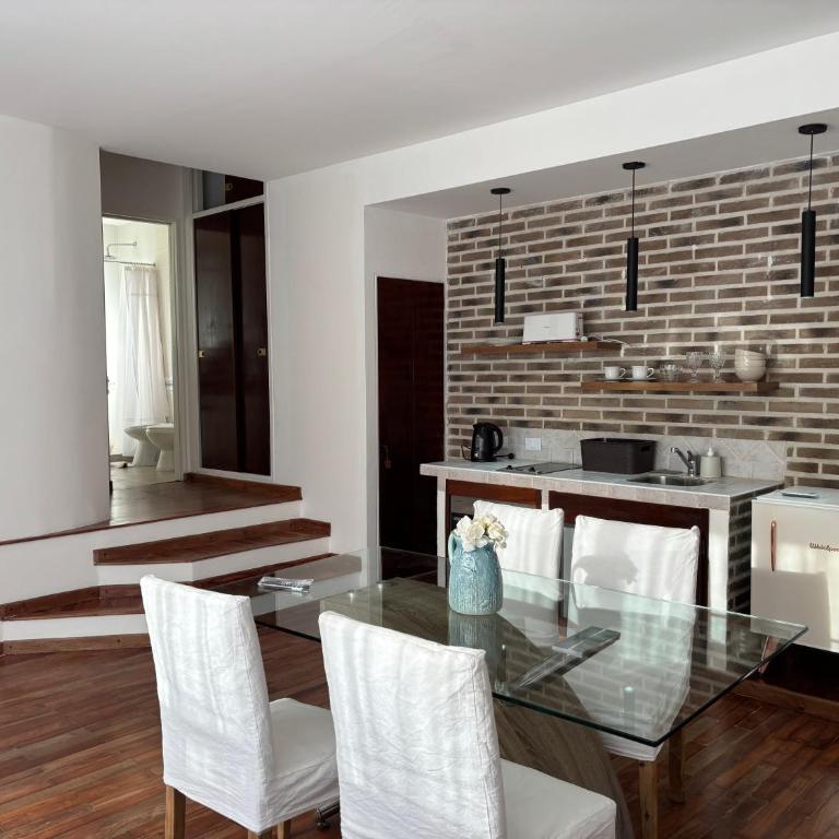 Hermoso loft en pleno camba cua a dos cuadras de la costanera !! - One-Bedroom Apartment - 3