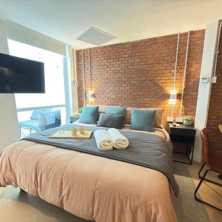 HOM I Loft Terraza Planta baja Familiar Lastarria - Apartment - 12
