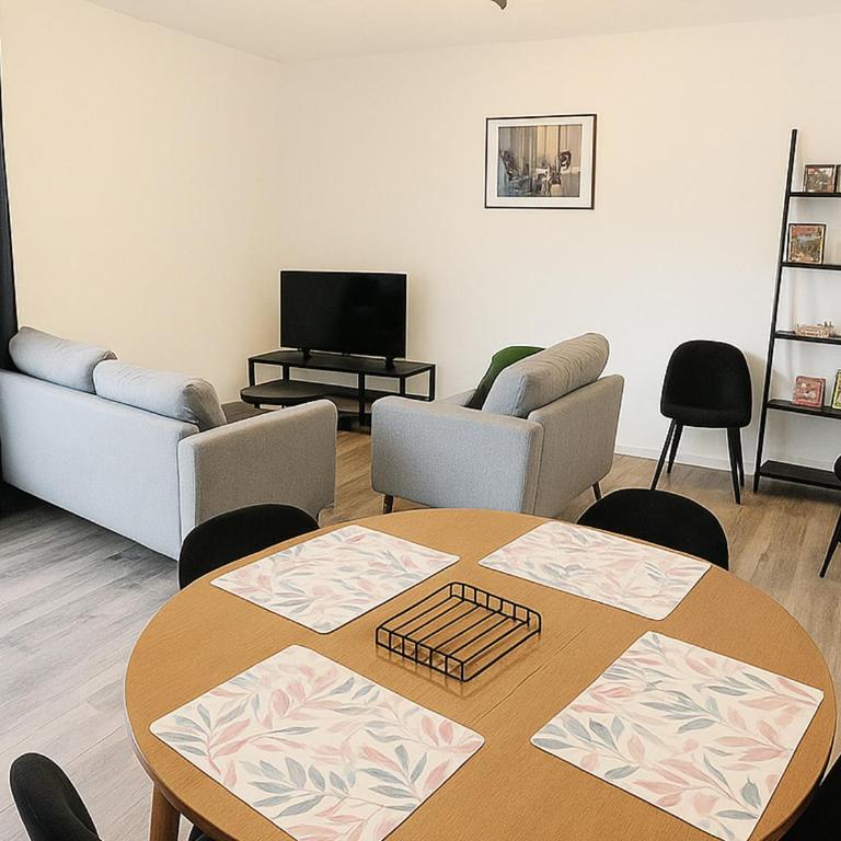Appartement central et calme, proche de la Place Stanislas - FR-1-584-350 - Appartement - 12