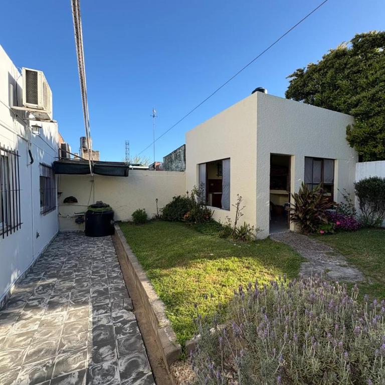 Casa Rita - Three-Bedroom House - 15