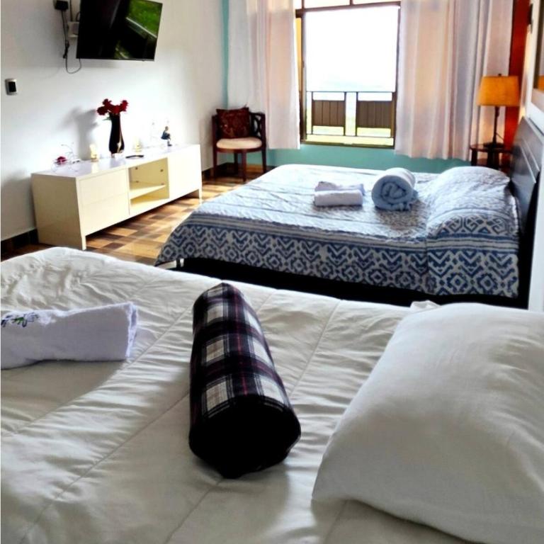 Finca Hotel Tara - Triple Room with Mountain View - 2