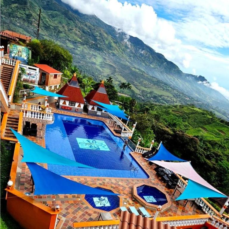 Finca Hotel Tara - Triple Room with Mountain View - 6