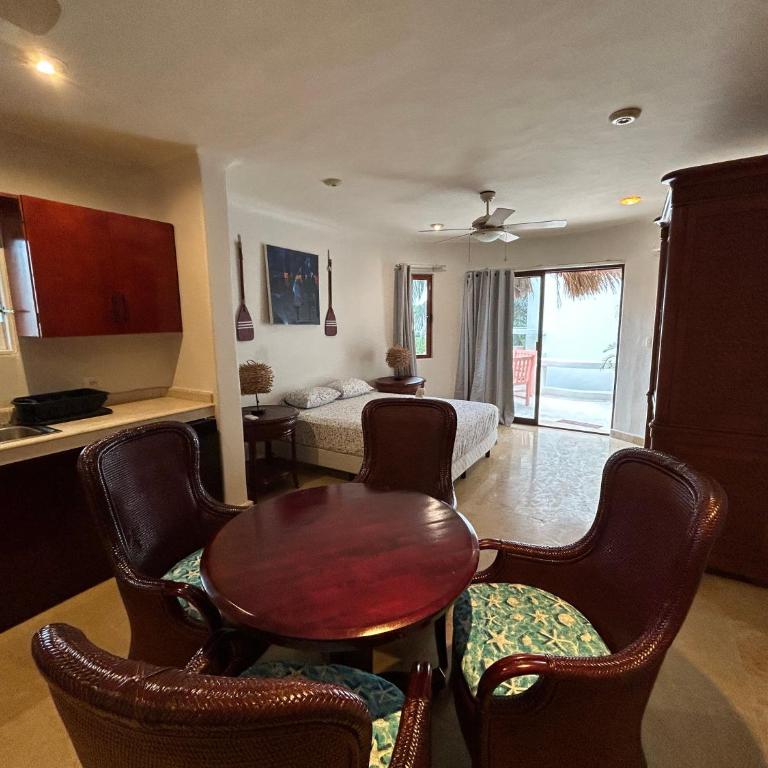 Blue angel 23 a unos pasos de la playa y la 5av - Two-Bedroom Apartment - 10