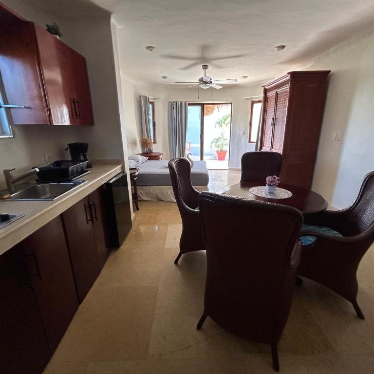 Blue angel 23 a unos pasos de la playa y la 5av - Two-Bedroom Apartment - 27