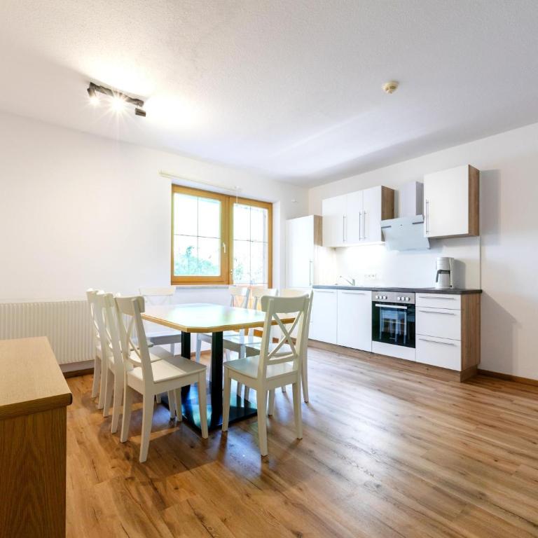 Apartment Neustift near Stubai Ski Lift - Apartment mit 2 Schlafzimmern - 4