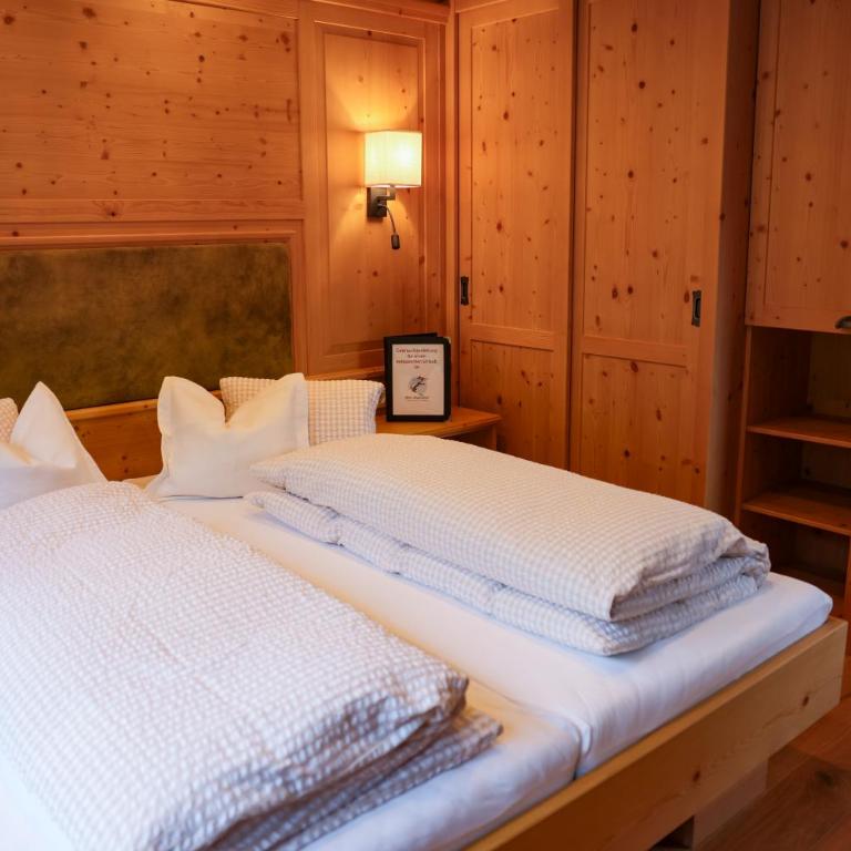 Pension Muggengrat - Doppelzimmer mit Zustellbett - 16