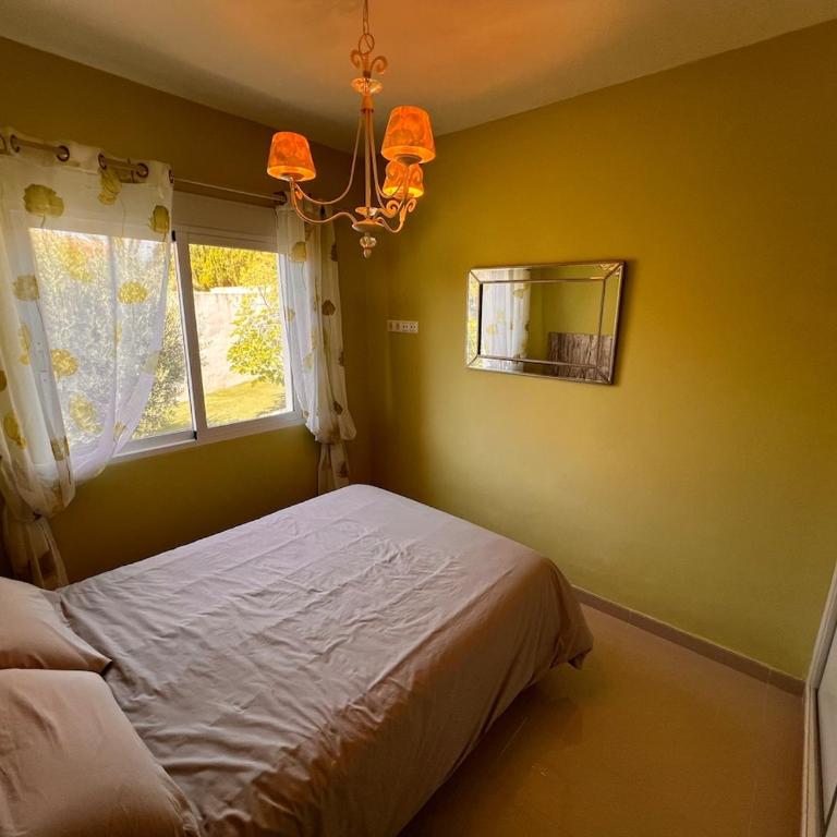 Villa with private pool, only 7 min to the beach - Three-Bedroom House - 13