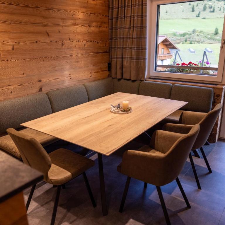 Pension Muggengrat - Apartment mit 3 Schlafzimmern und Bergblick - 5