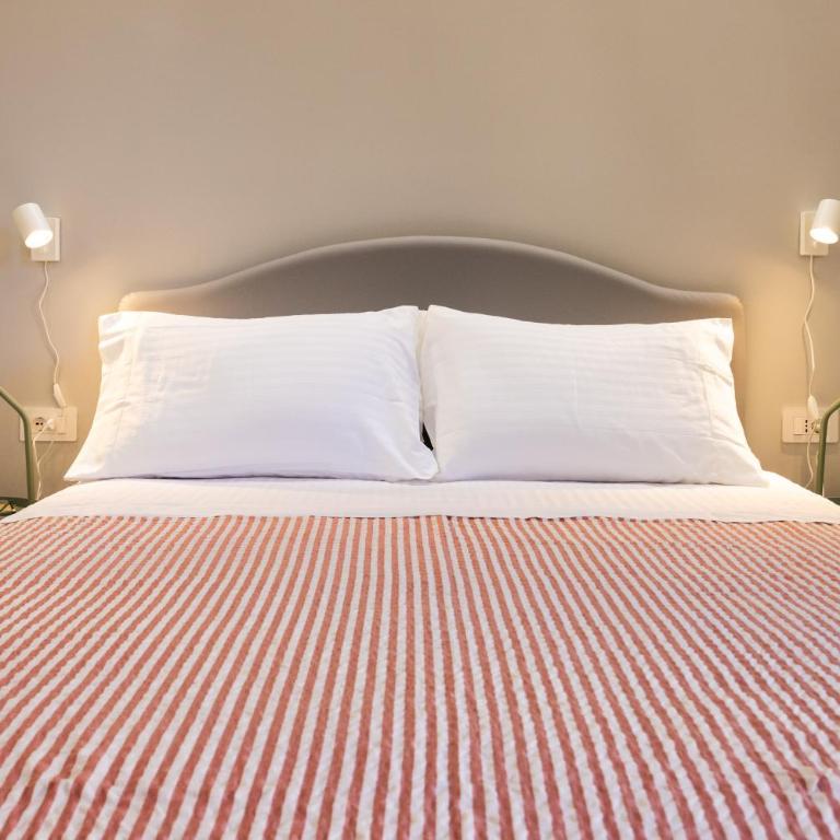 Pagano Home Guesthouse - Camera Matrimoniale con Balcone - 1