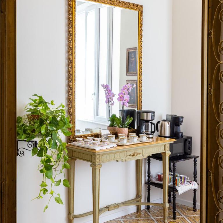 Pagano Home Guesthouse - Camera Matrimoniale con Balcone - 34