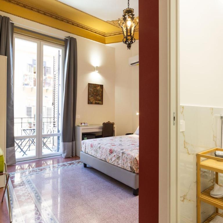 Pagano Home Guesthouse - Camera Matrimoniale con Balcone - 53