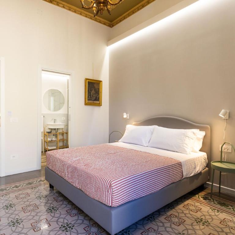 Pagano Home Guesthouse - Camera Matrimoniale con Balcone - 13
