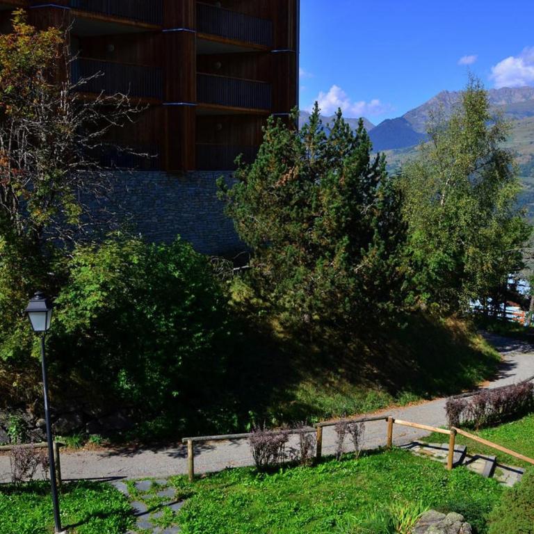 Charmant 2 pièces pour 5 pers. à 1 min. des pistes, balcon exposé Sud/Ouest, Wi-Fi et parking gratuit - FR-1-329-55 - Appartement (5 Adultes) - 6