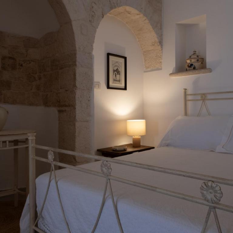 Trulli Suite 34 - Camera Matrimoniale - 2