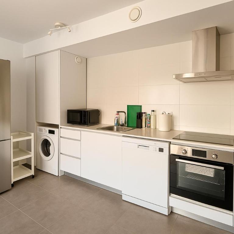 3-Sypialniowy Apartament Premium - Basen - 5 min do plaży autem - Three-Bedroom Apartment - 3