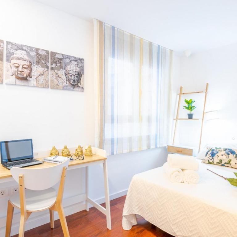 Expoholidays- Rueda Lopez con PARKING GRATIS 3A - Apartamento de 2 dormitorios - 4