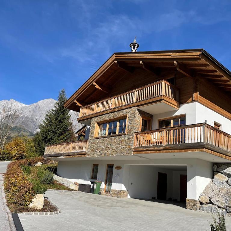 Chalet in Mühlbach near Ski Slopes - Superior Chalet - 1