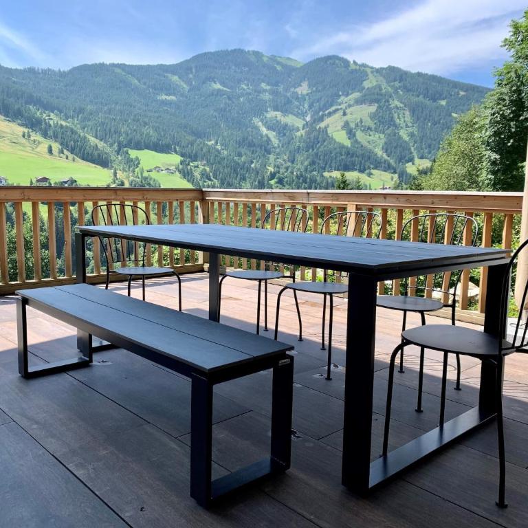 Chalet in Mühlbach near Ski Slopes - Superior Chalet - 4