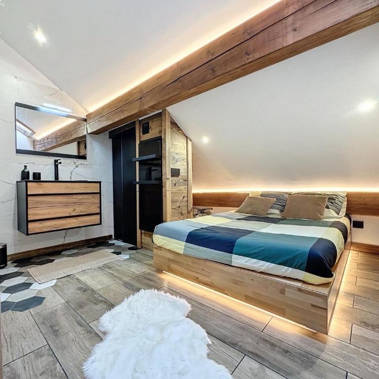 Modern 2BR Apt with Mountain Views & Private Parking - Appartement 2 Chambres Deluxe avec Balcon - 22