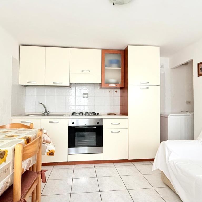 N079 - Numana, delizioso cielo-terra nel centro storico - Appartamento con 1 Camera da Letto - 3