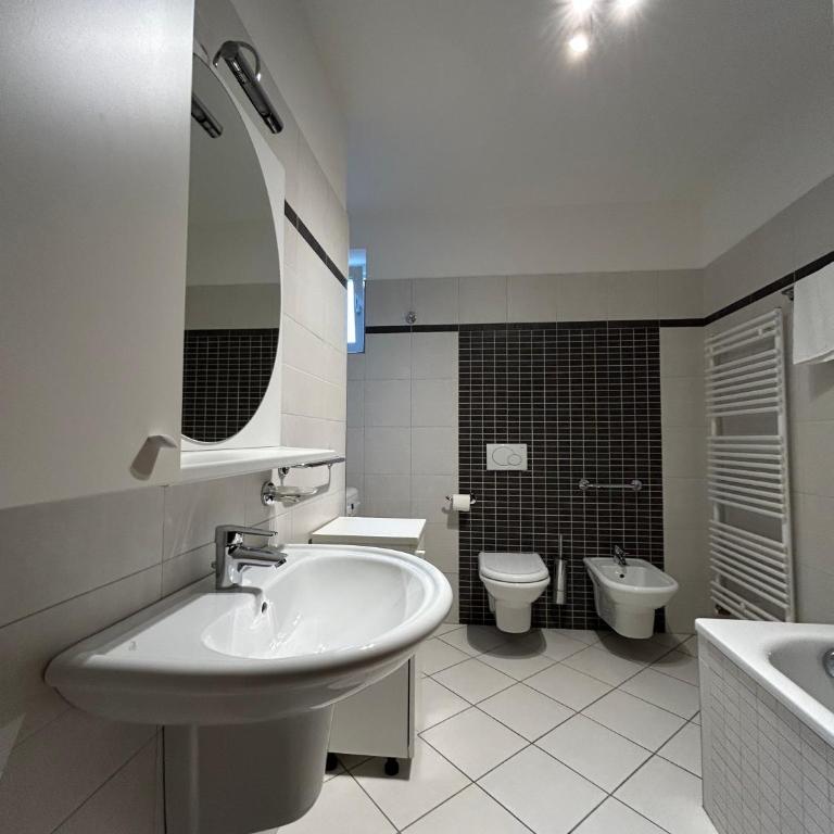RESIDENCE MAXIM - Two-Bedroom Apartment - 7