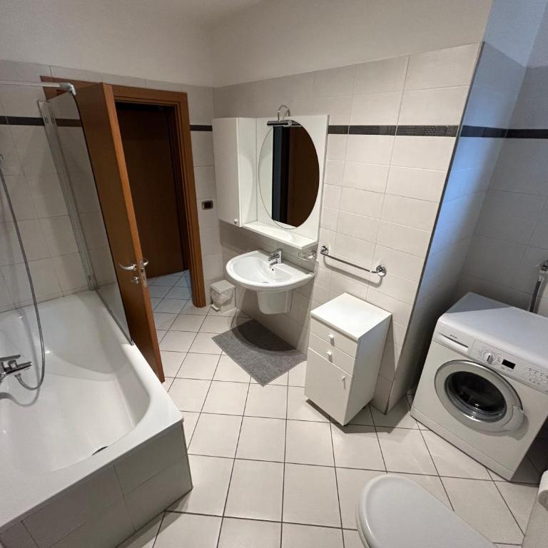 RESIDENCE MAXIM - Two-Bedroom Apartment - 8