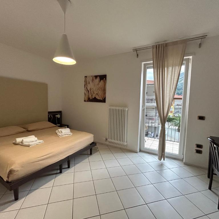 RESIDENCE MAXIM - Two-Bedroom Apartment - 12