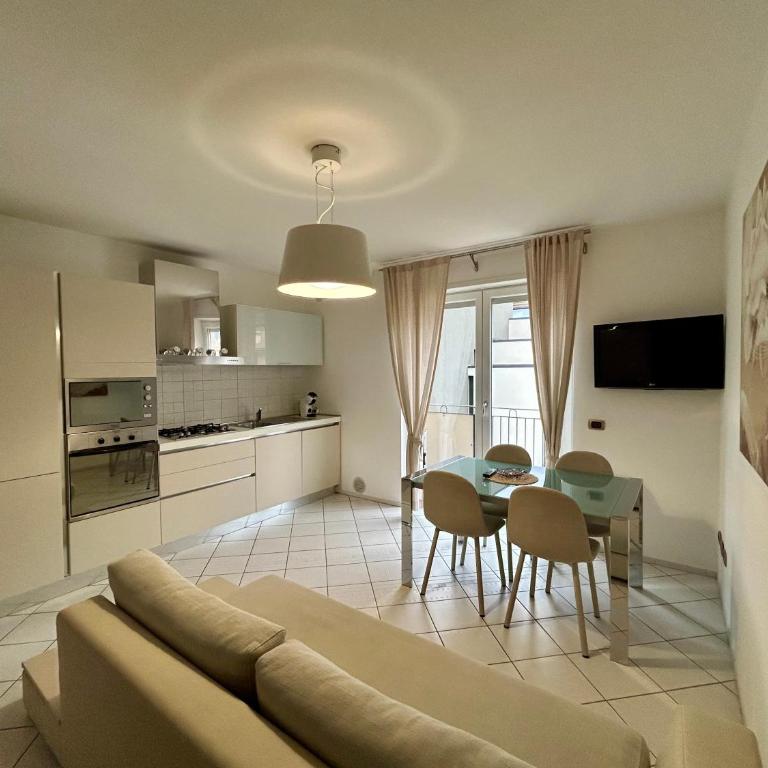 RESIDENCE MAXIM - Two-Bedroom Apartment - 1