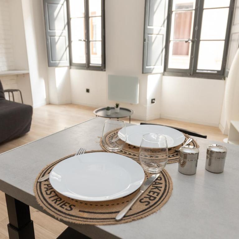 Le Rimbaud - Studio moderne en hypercentre - WiFi - Appartement 1 Chambre Deluxe - 17