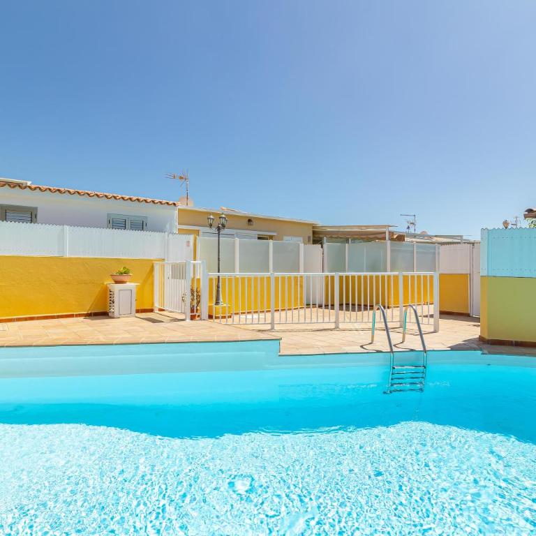 HORIZON VACATION HOME - Exclusive Private House in Maspalomas - Two-Bedroom House - 55