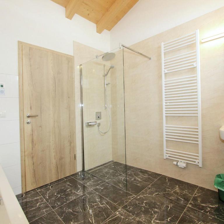 Holiday Home Zell am Ziller Ski Lift - Ferienhaus mit 5 Schlafzimmern - 16