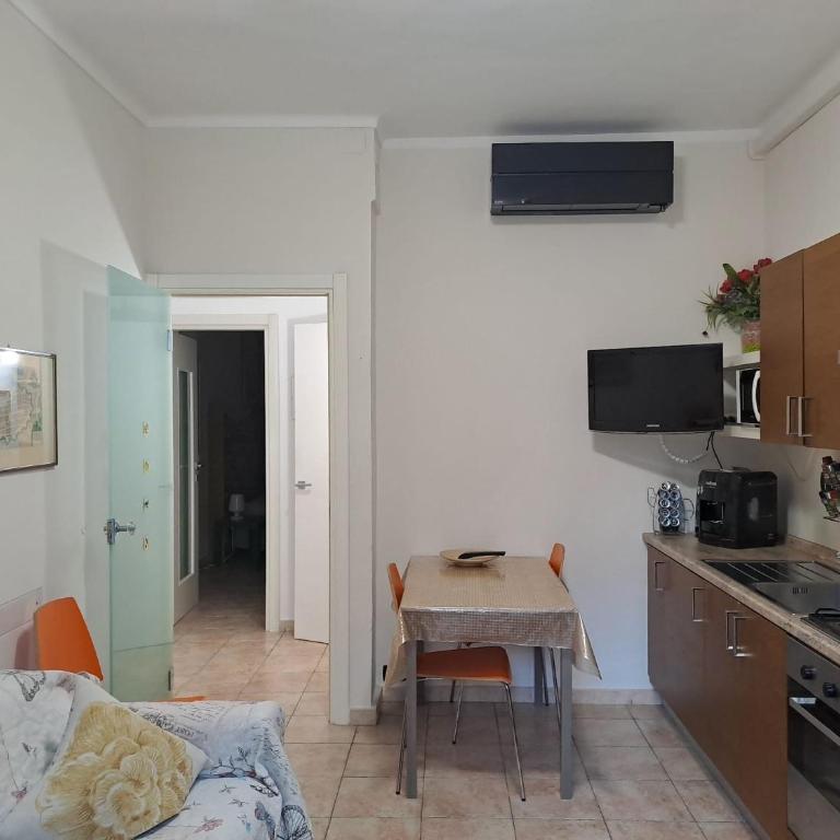 Apartment Silvia-Metro Rivoli&Free Private Parking - Apartment - Ground Floor - 26