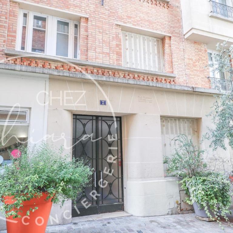 Apartment Near Pantheon Paris 5e - Three-Bedroom Apartment - 38